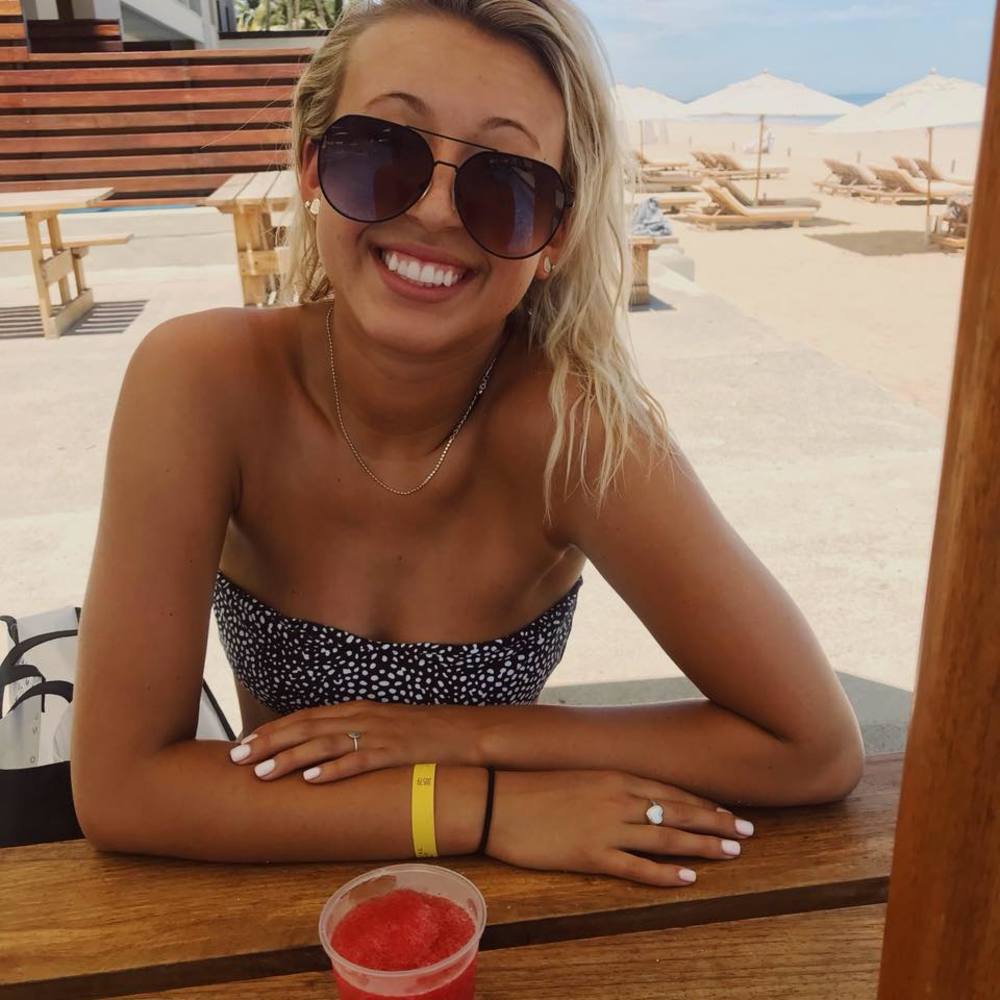 Meet your Posher, Hailey